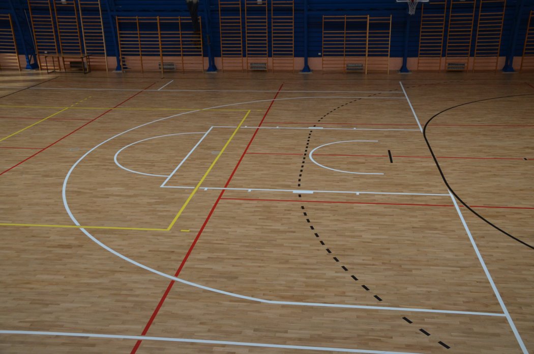 Wyremontowana nawierzchnia sali sportowej przy Szkole Podstawowej nr 2 im. Fryderyka Chopina w Małkini Górnej Wyremontowana nawierzchnia sali sportowej przy Szkole Podstawowej nr 2 im. Fryderyka Chopina w Małkini Górnej