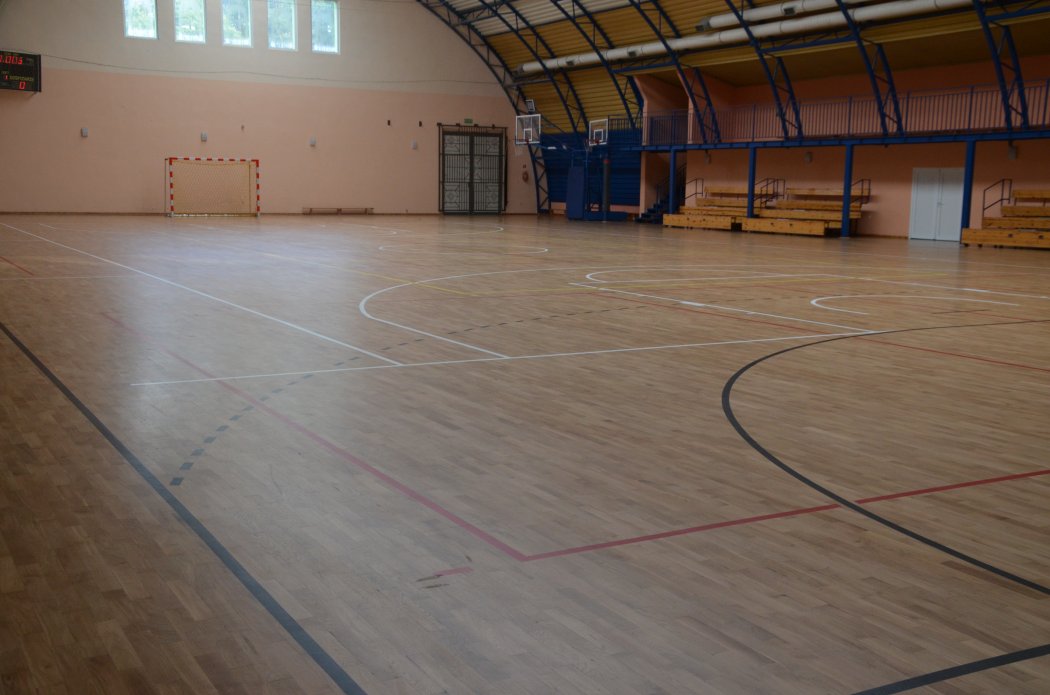 Wyremontowana nawierzchnia sali sportowej przy Szkole Podstawowej nr 2 im. Fryderyka Chopina w Małkini Górnej Wyremontowana nawierzchnia sali sportowej przy Szkole Podstawowej nr 2 im. Fryderyka Chopina w Małkini Górnej
